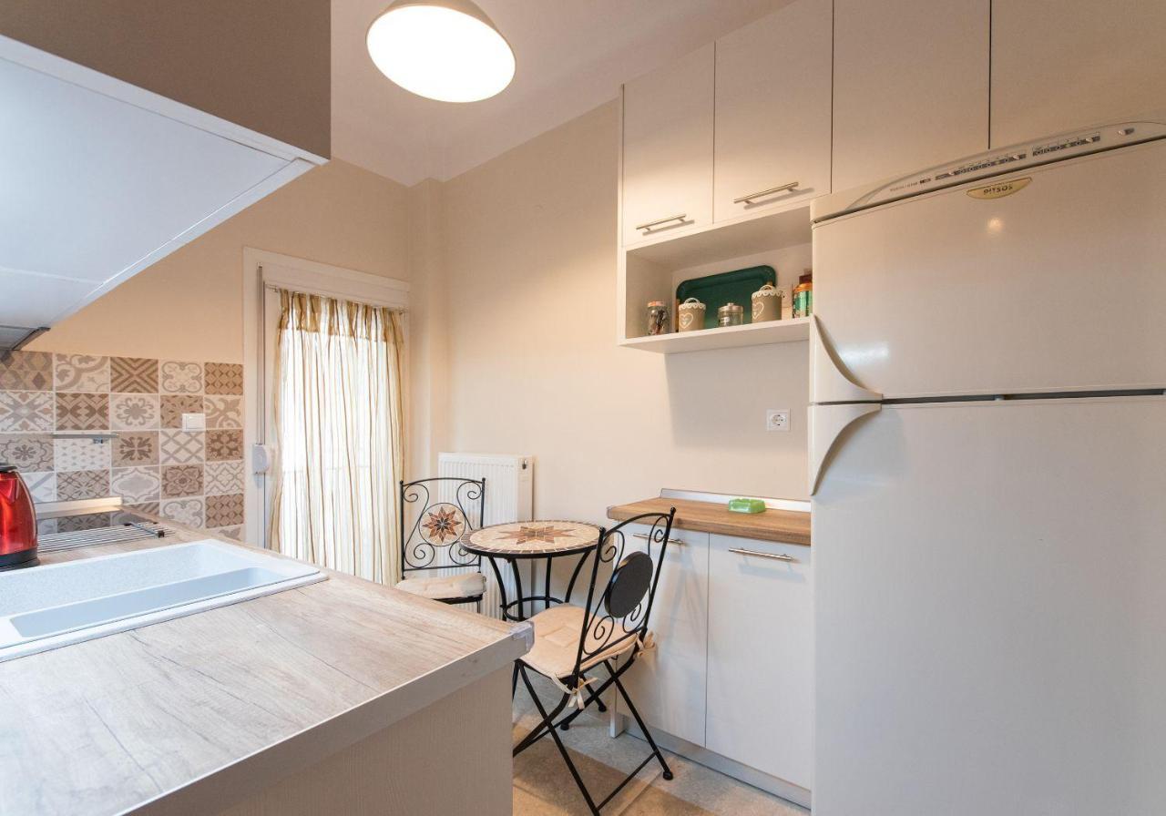 Apricot By Halu! Cozy Apt Next To Agia Sophia Metro Station Thessaloniki Exterior photo