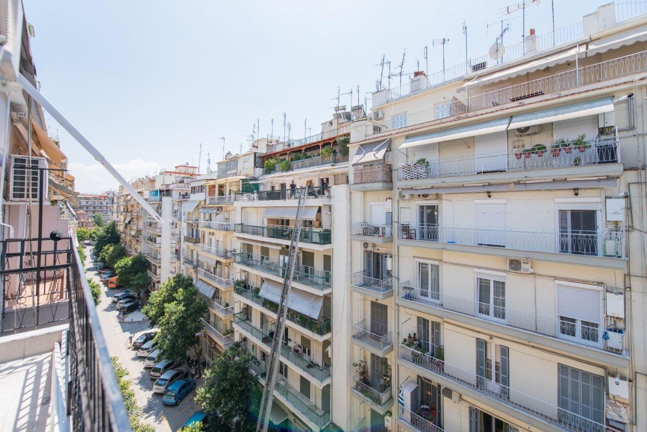 Apricot By Halu! Cozy Apt Next To Agia Sophia Metro Station Thessaloniki Exterior photo